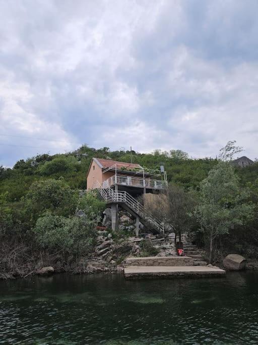 סטינג'ה Wild Beauty House Skadar Lake מראה חיצוני תמונה